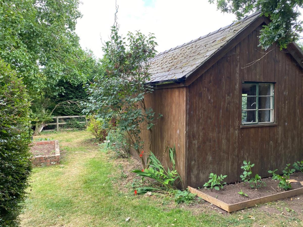 Orchard Cabin Herefordshire Wye Valley Ross-on-Wye エクステリア 写真